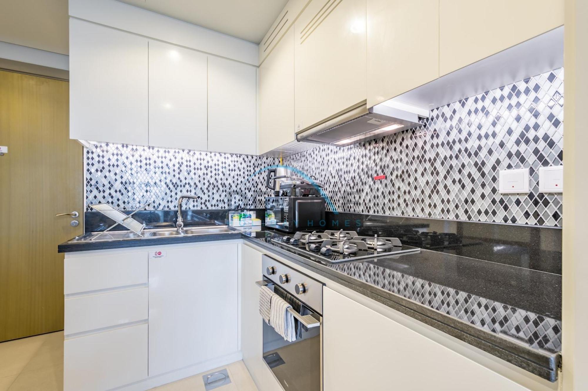 Apartment Exclusive Stylish 2br With Peaceful Views By Deluxe Homes Dubai
