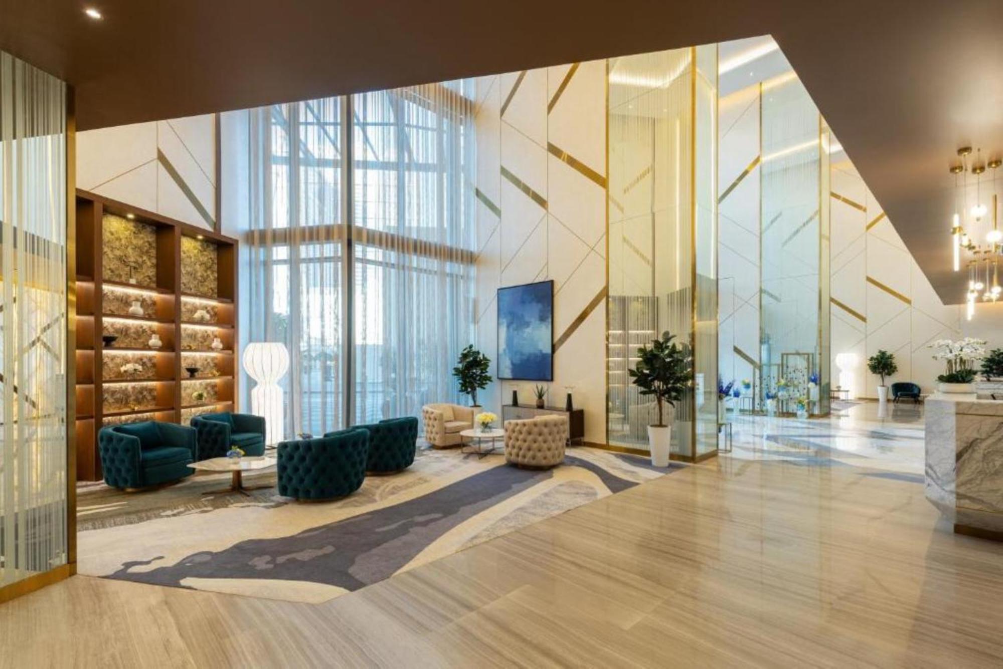 Exclusive Stylish 2br With Peaceful Views By Deluxe Homes * Dubai