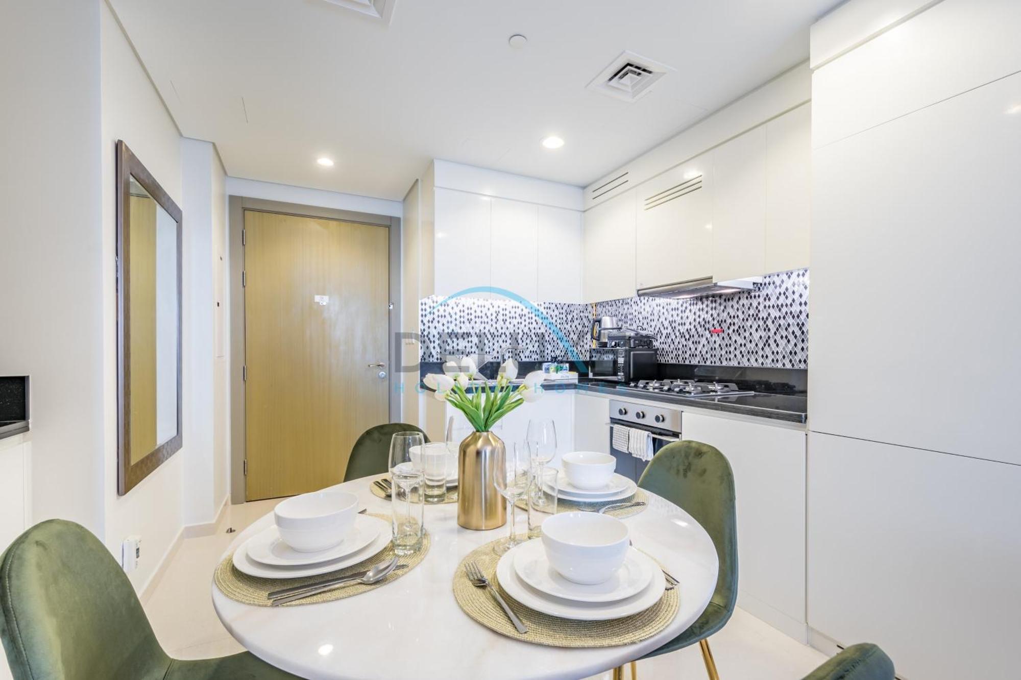 Exclusive Stylish 2br With Peaceful Views By Deluxe Homes Apartment Dubai