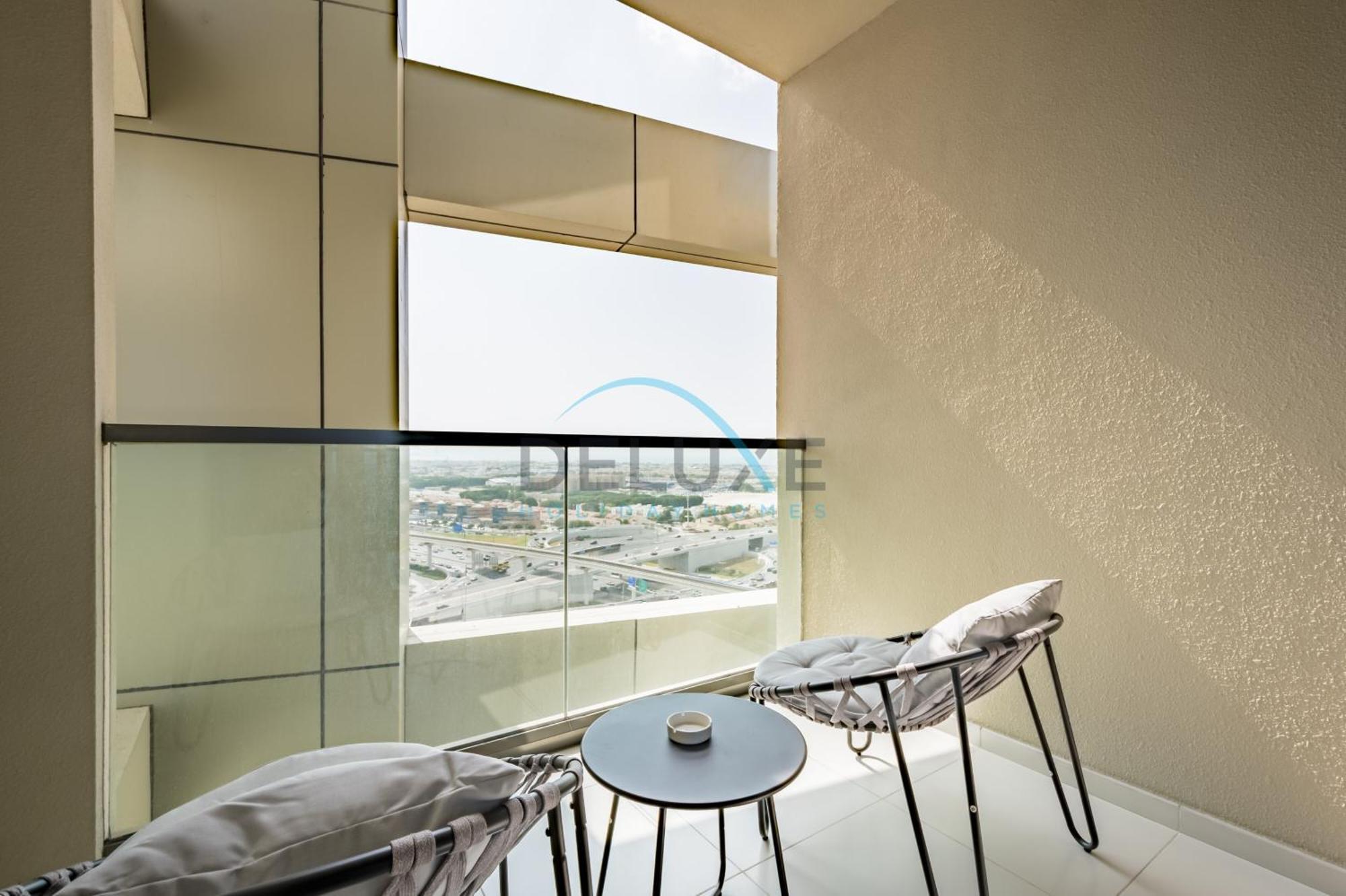 Exclusive Stylish 2br With Peaceful Views By Deluxe Homes
