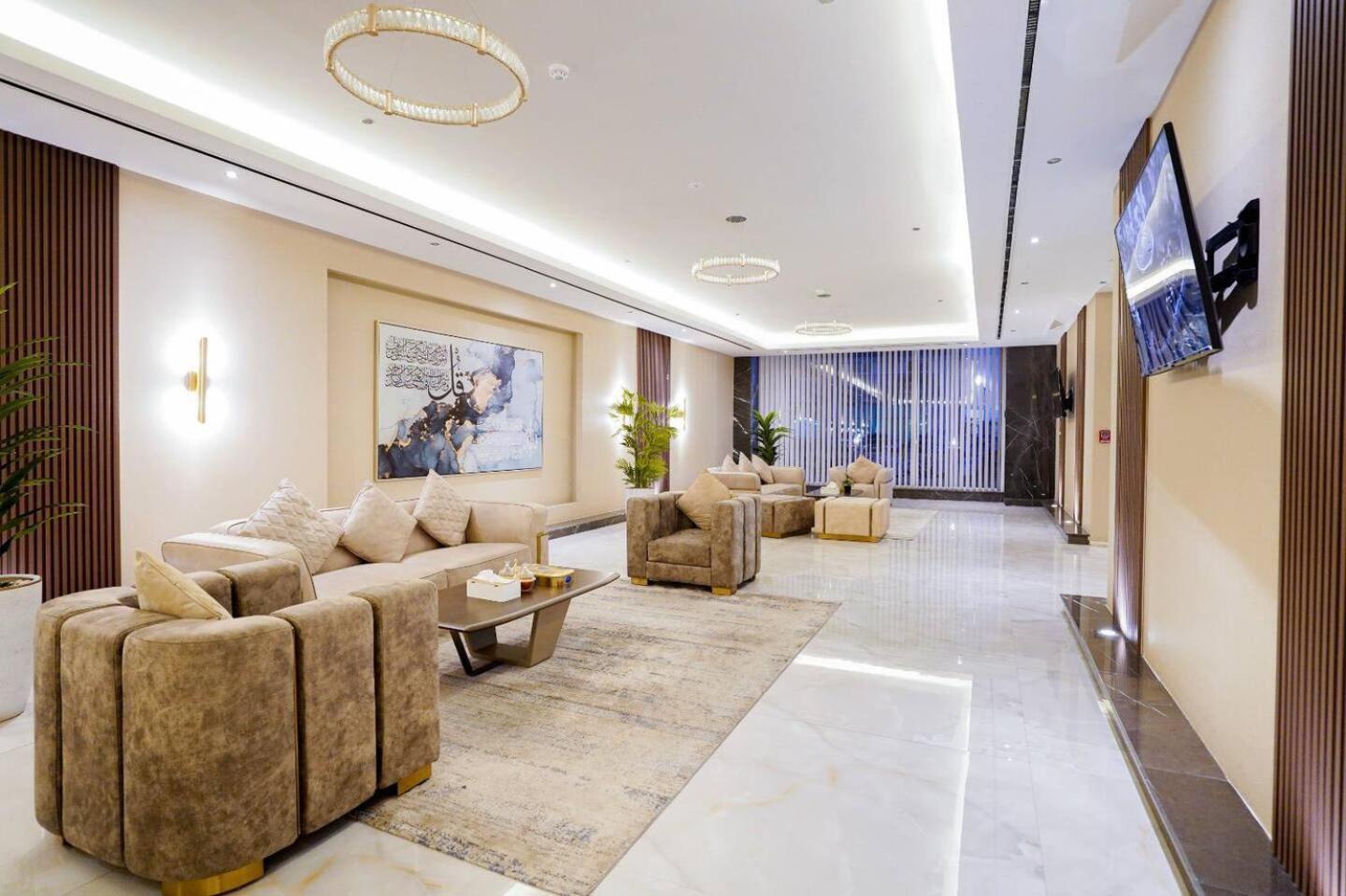 Hera Tower Sport - By Golden Casa Apartment *