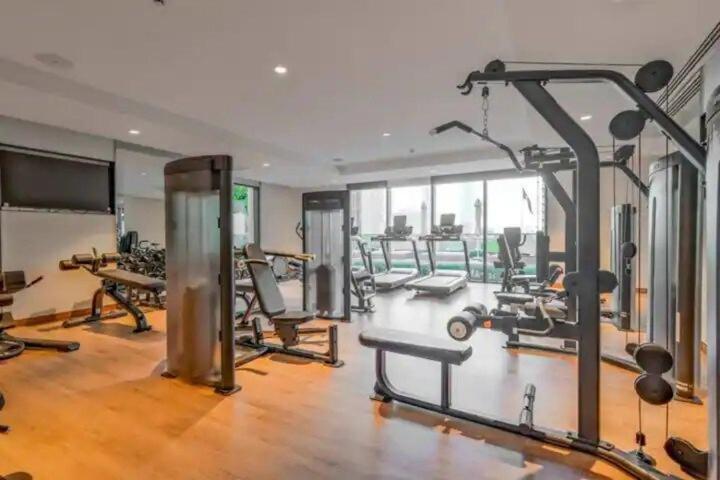 Gorgeous 2-bedroom In Downtown Dubai, Near Burj Khalifa! Dubai