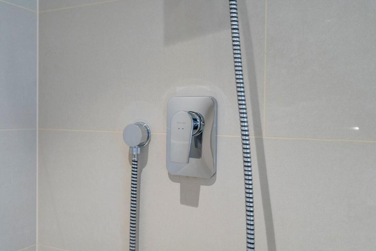 Gorgeous 2-bedroom In Downtown Dubai, Near Burj Khalifa!
