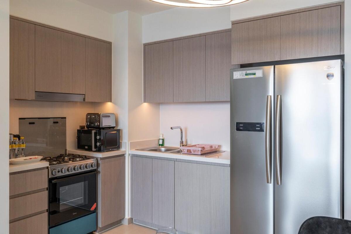 Daire Gorgeous 2-bedroom In Downtown Dubai, Near Burj Khalifa! Dubai