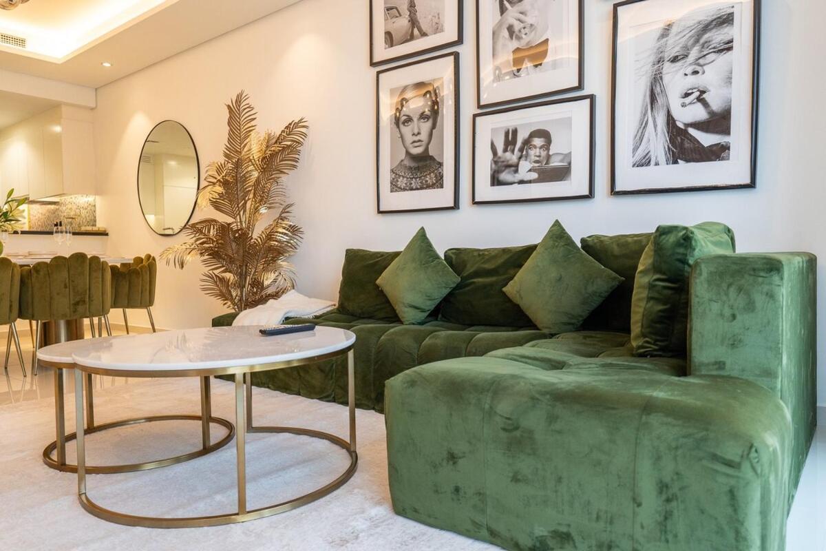 Apartment Modern 2br Perfect For 4 In Business Bay *