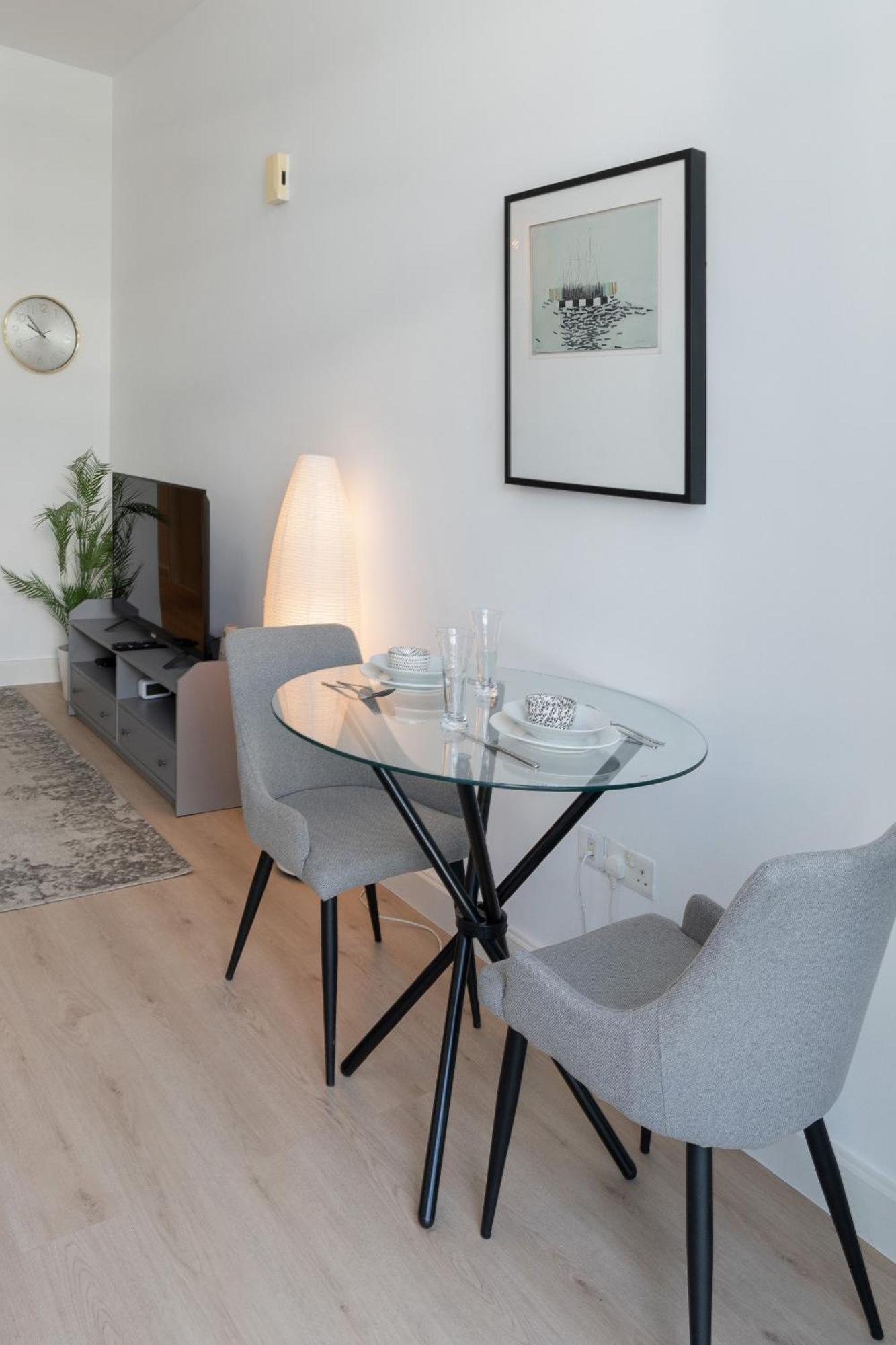 Apartment Golf Horizon, Golf Town - - Allsopp & Allsopp *