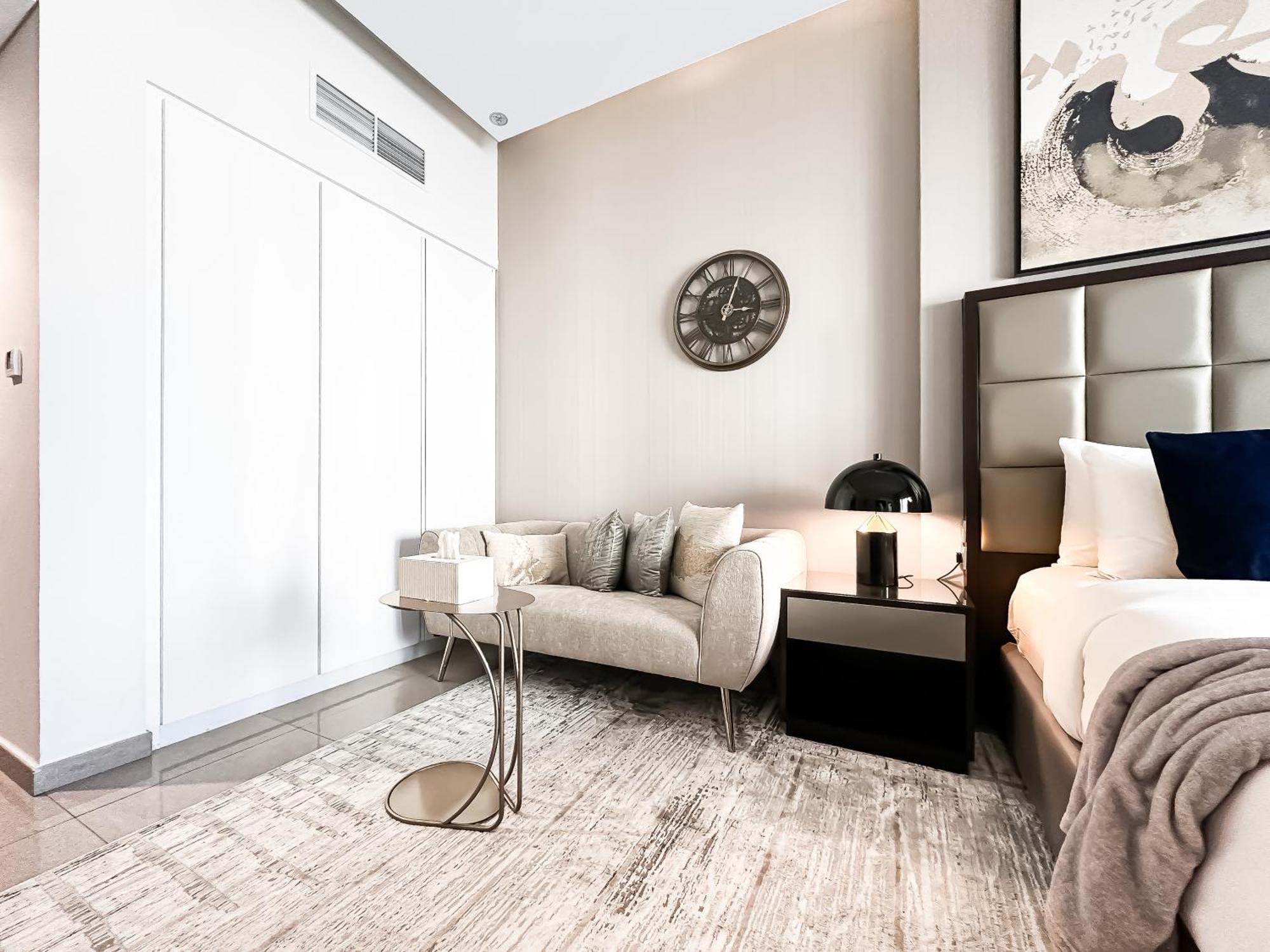Unparalleled Splendor - Luxe In Business Bay *