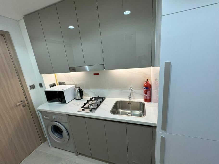 Chic And Cozy Apartment Dubai
