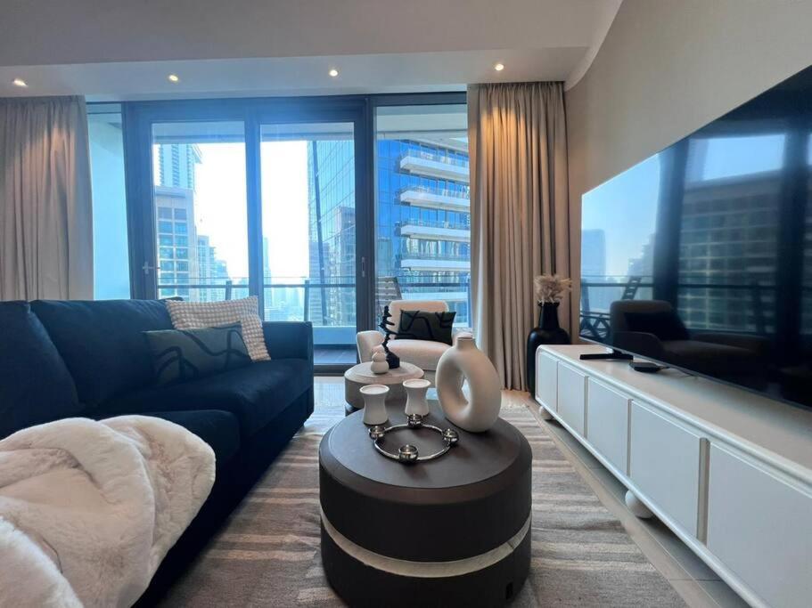 The Smart Concierge - Silverene Apartment Dubai