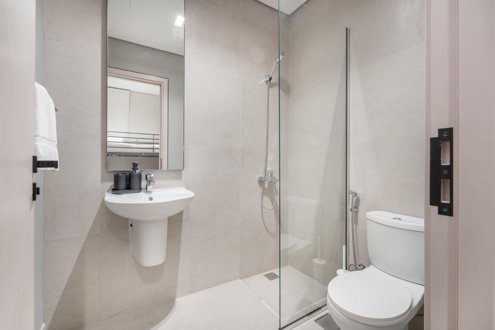 Pousada Classy 4-bedroom With Spacious Balcony In Nad Al Sheba