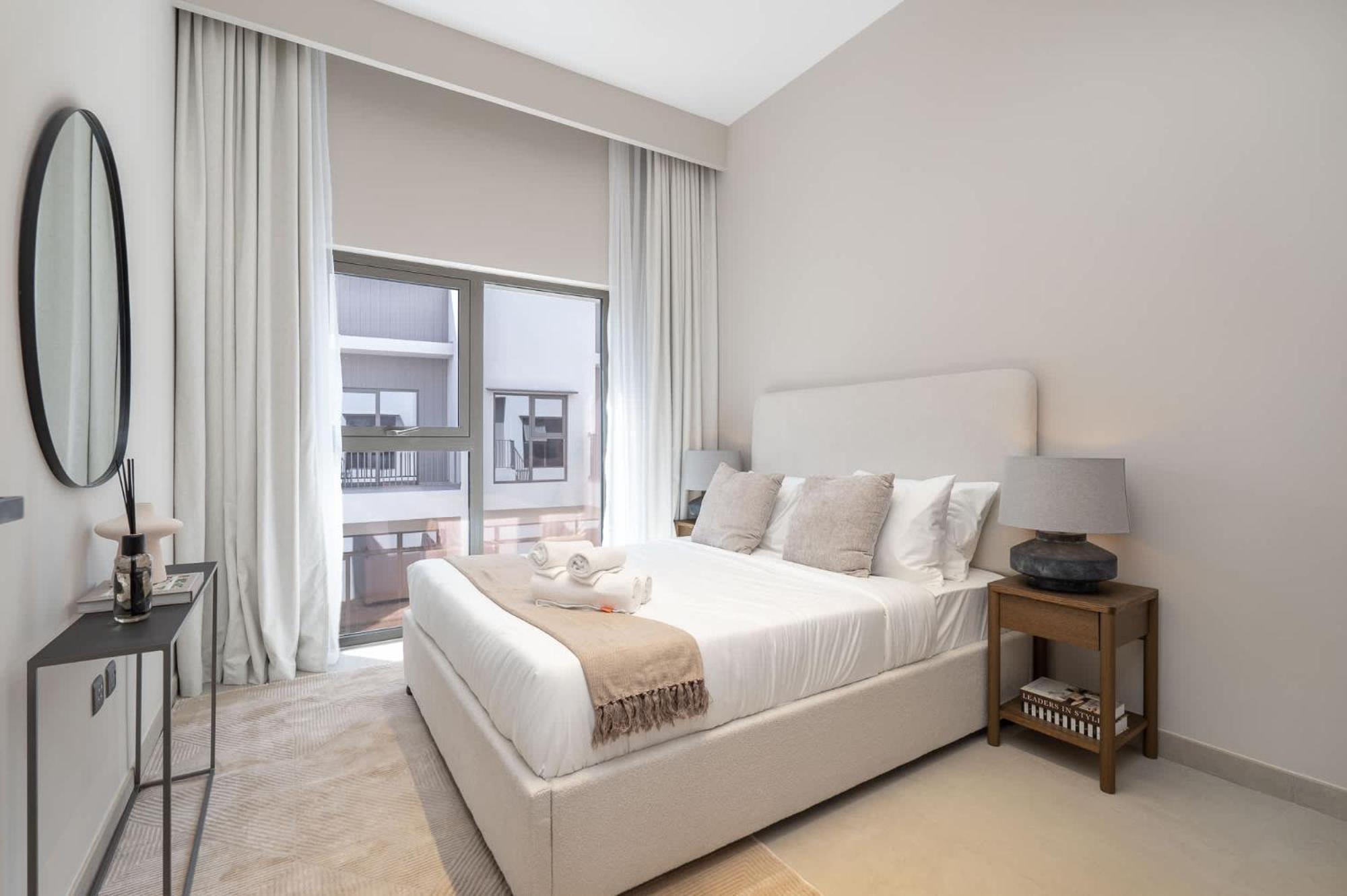 Pousada Classy 4-bedroom With Spacious Balcony In Nad Al Sheba