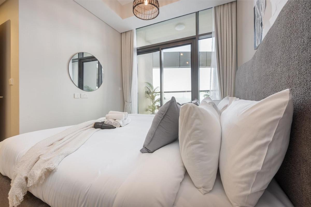 Elegant 2 Bedroom With Great Views In Business Bay Daire