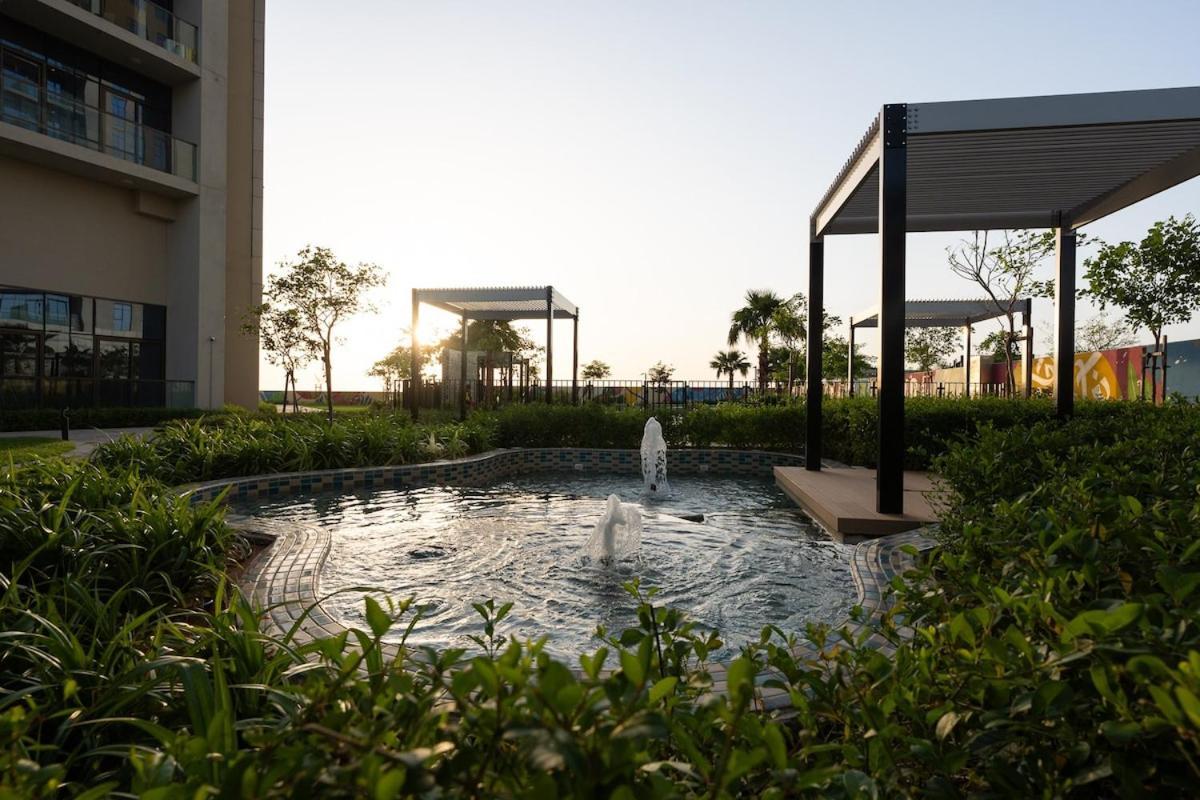 Elegant 2 Bedroom With Great Views In Business Bay * Dubai