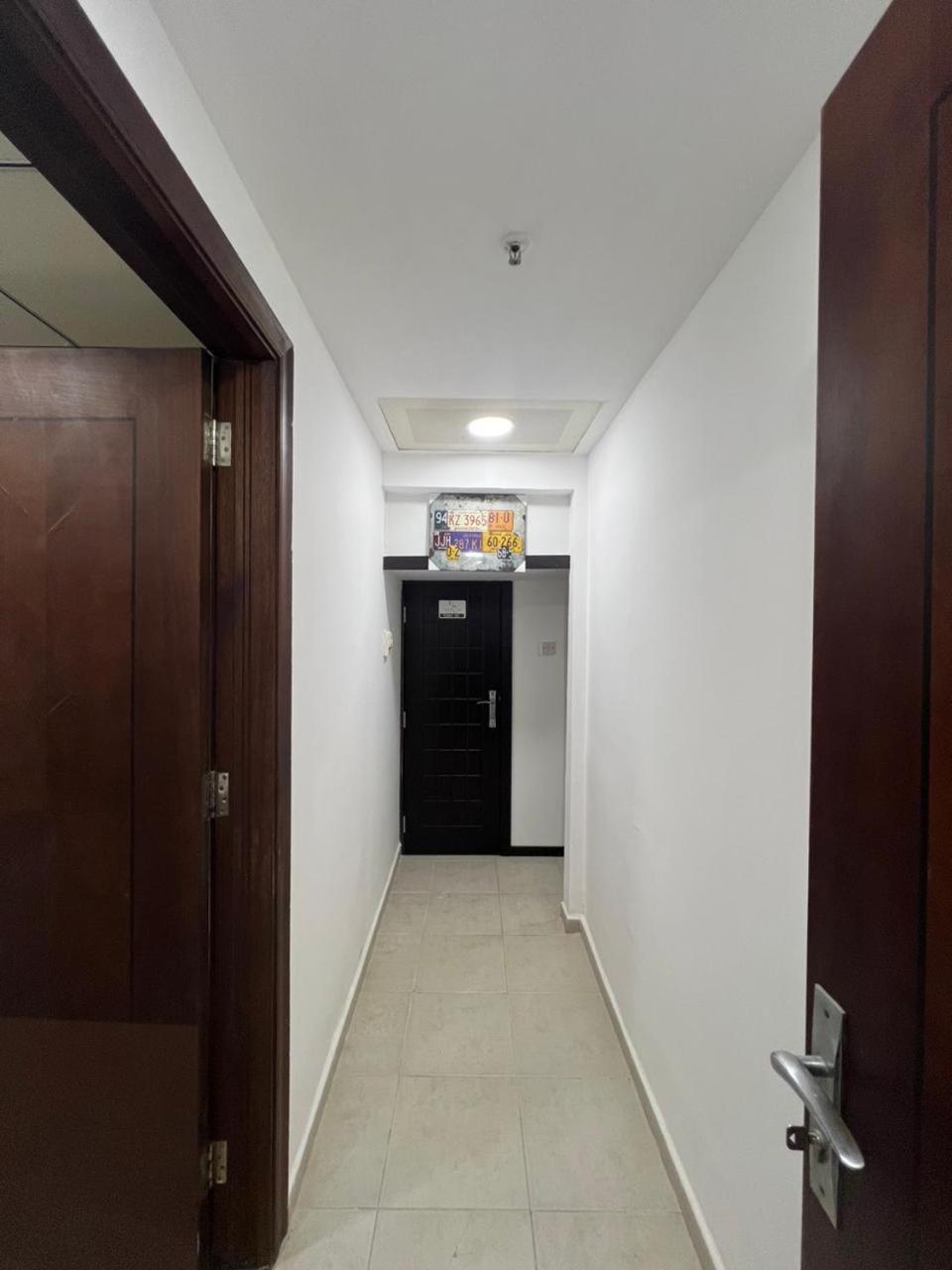 Han/Misafirhane Luxnest Internet Private Bed Space Men Only Dubai