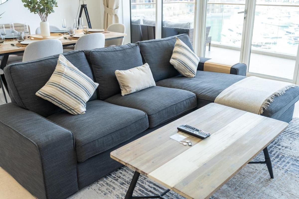 Apartment Serene 3-bedroom With Waterfront Marina Views In Palm Jumeirah