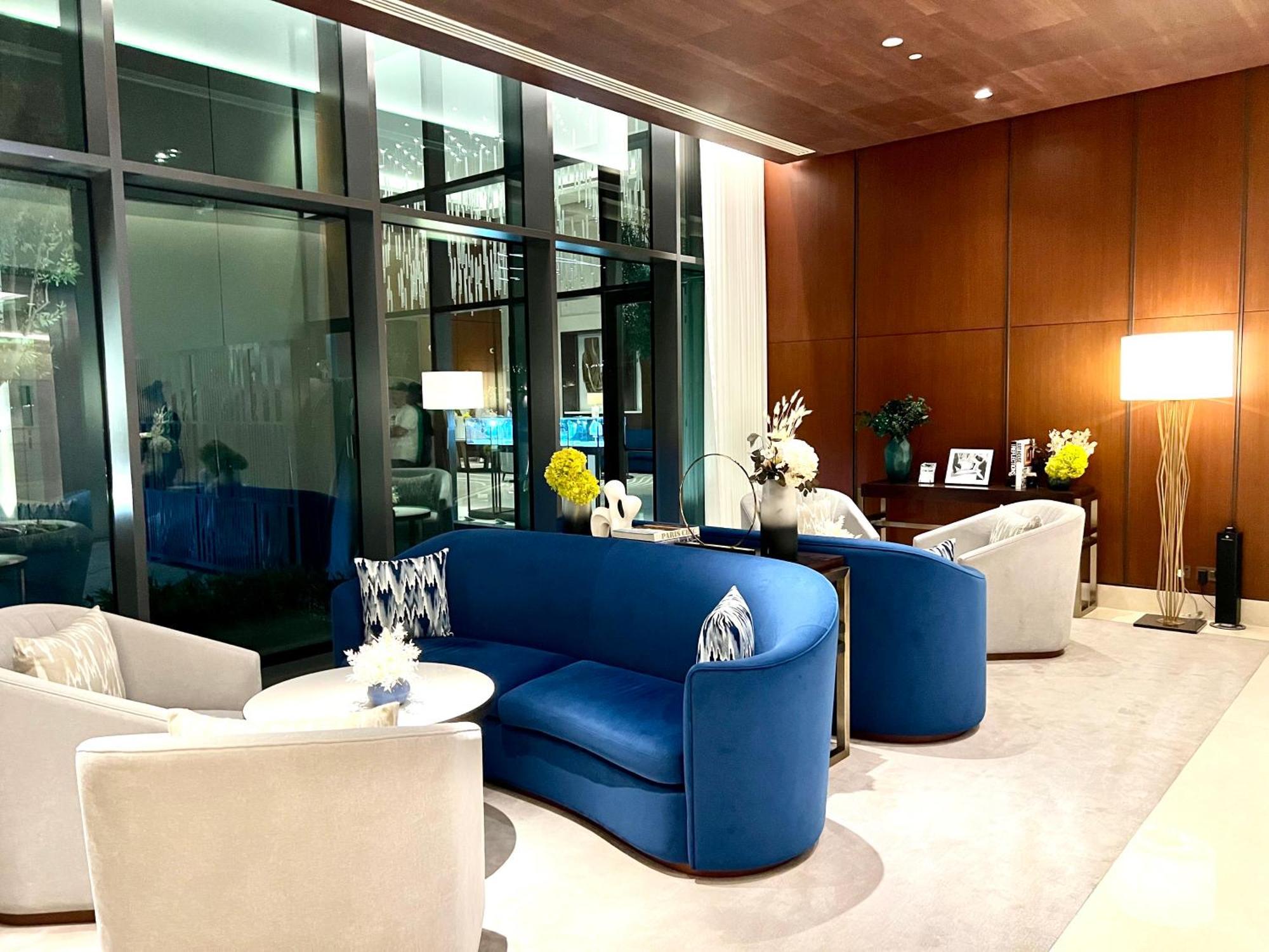 Apartment Downtown Luxury, The Address Opera Residences, 2br Burj View Dubai