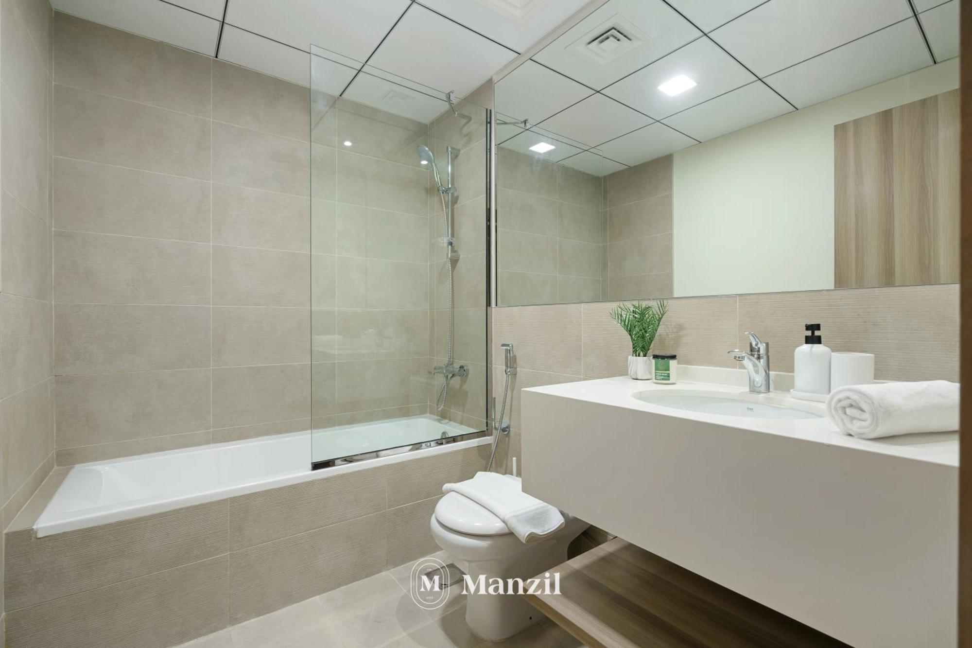 Lux 2br Near Mall & Burj Khalifa *