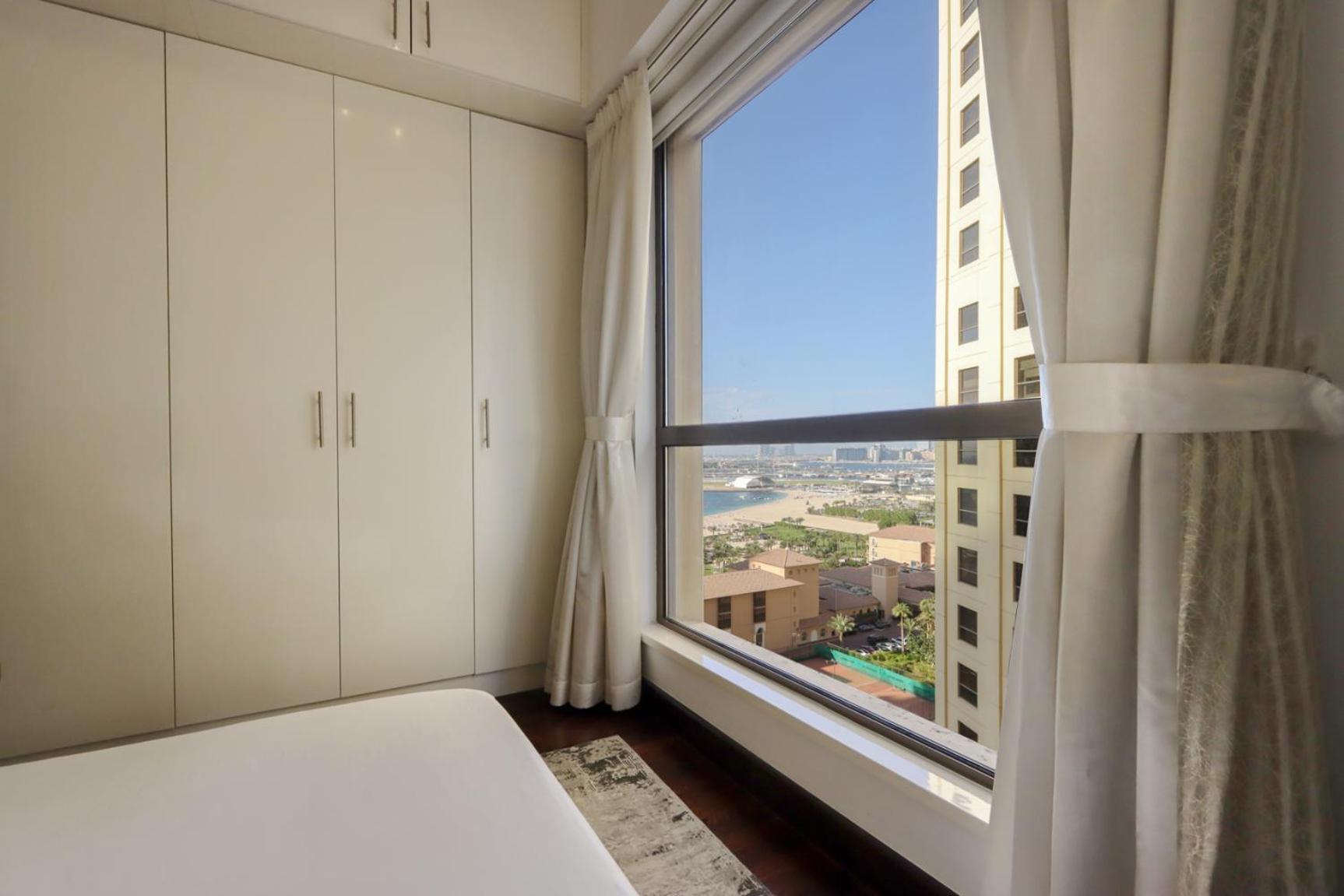 Livbnb - Spacious 3b With Tranquil Community View *