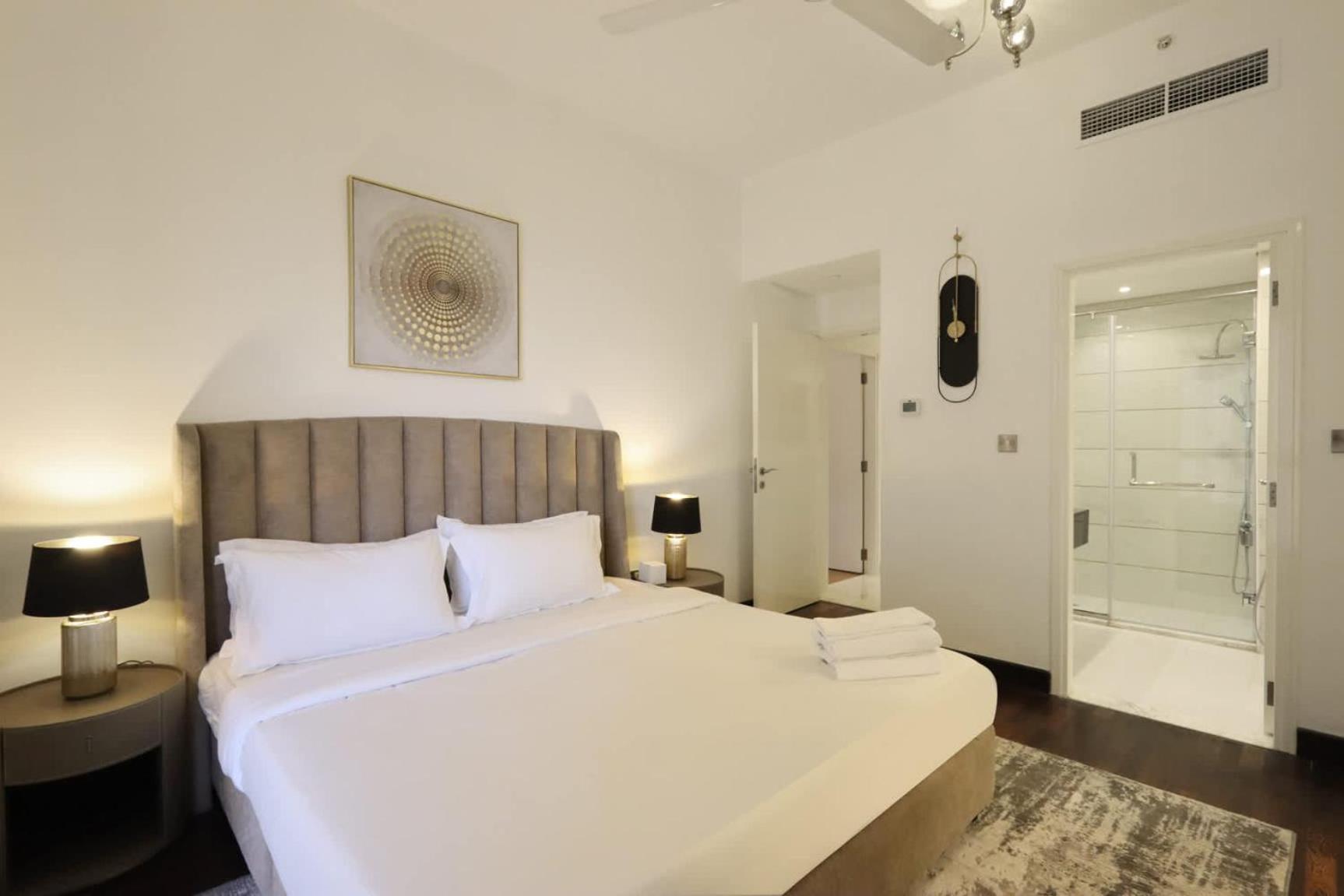 Livbnb - Spacious 3b With Tranquil Community View Apartment