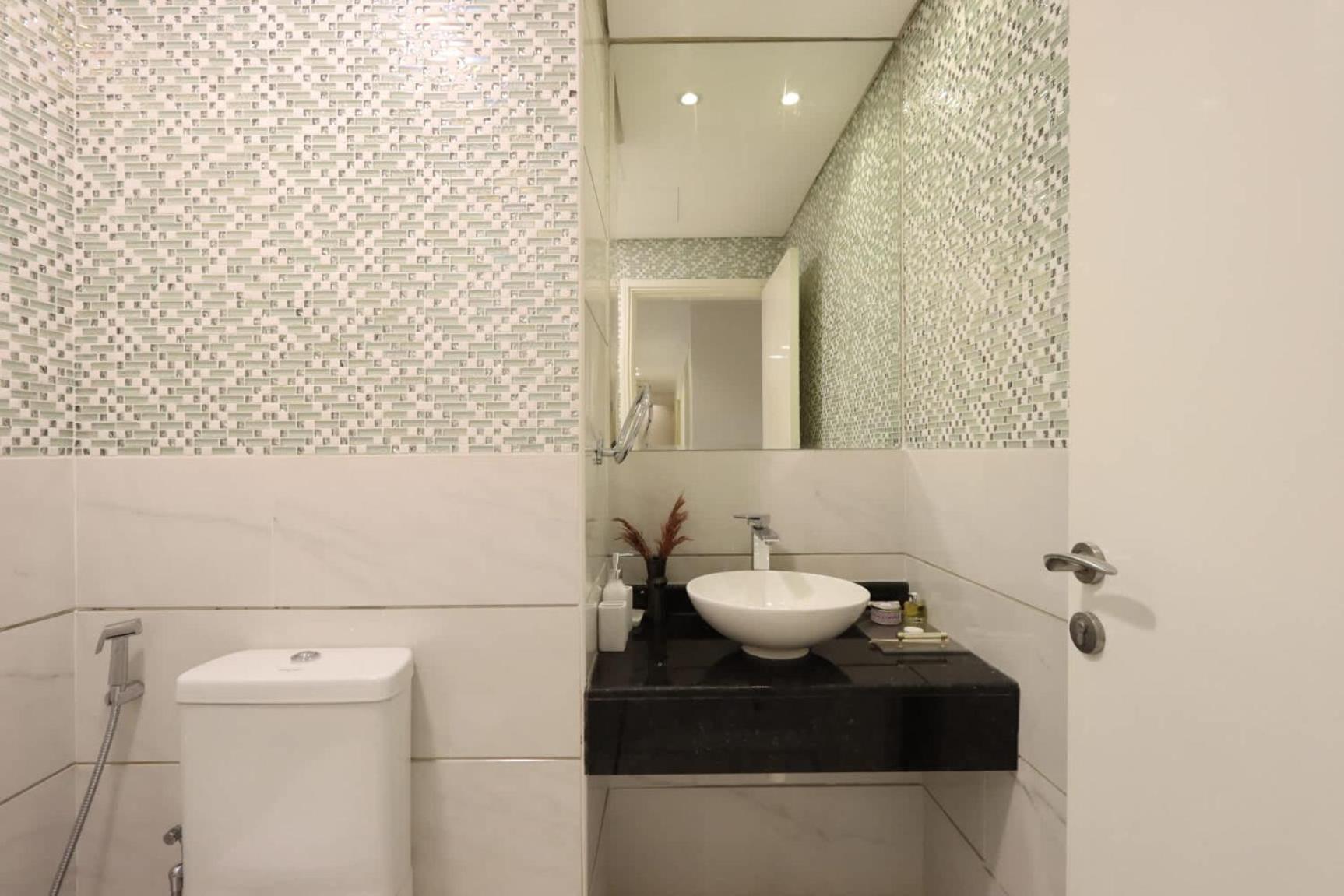 Livbnb - Spacious 3b With Tranquil Community View