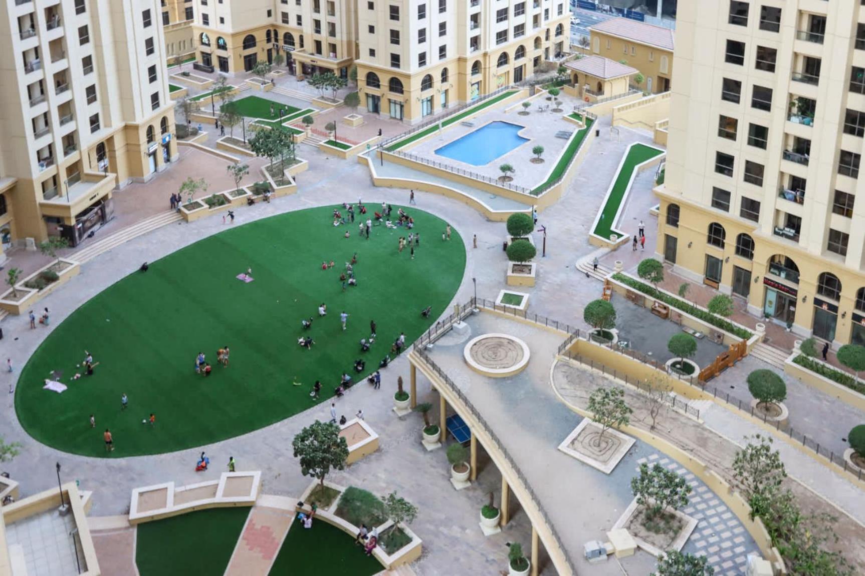 Livbnb - Spacious 3b With Tranquil Community View Apartment
