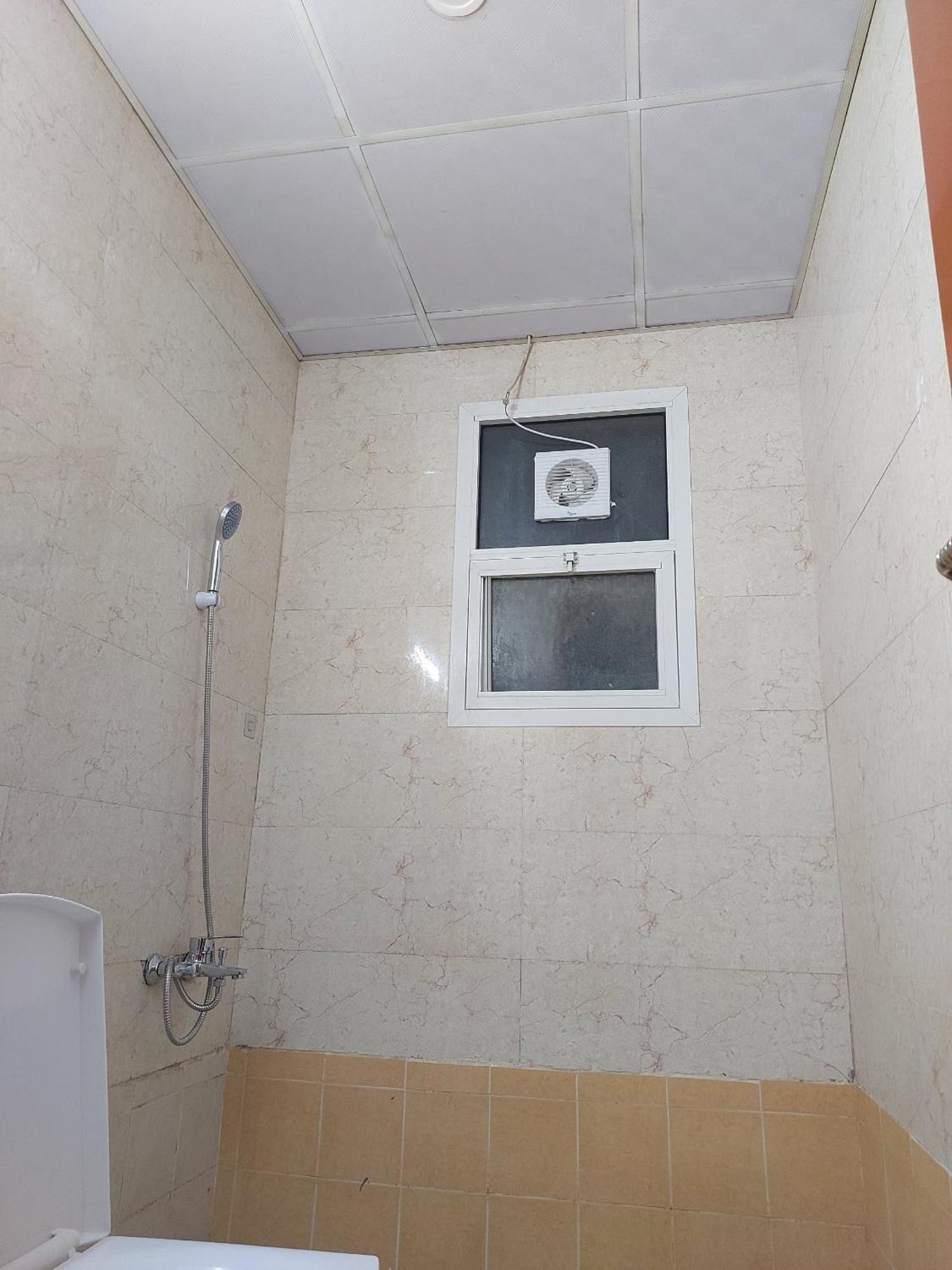 Apartment Benitah Capsule Hostel, Family And Partitions