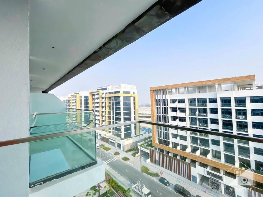 Opulent With Balcony At Aziz Riviera Apartment *