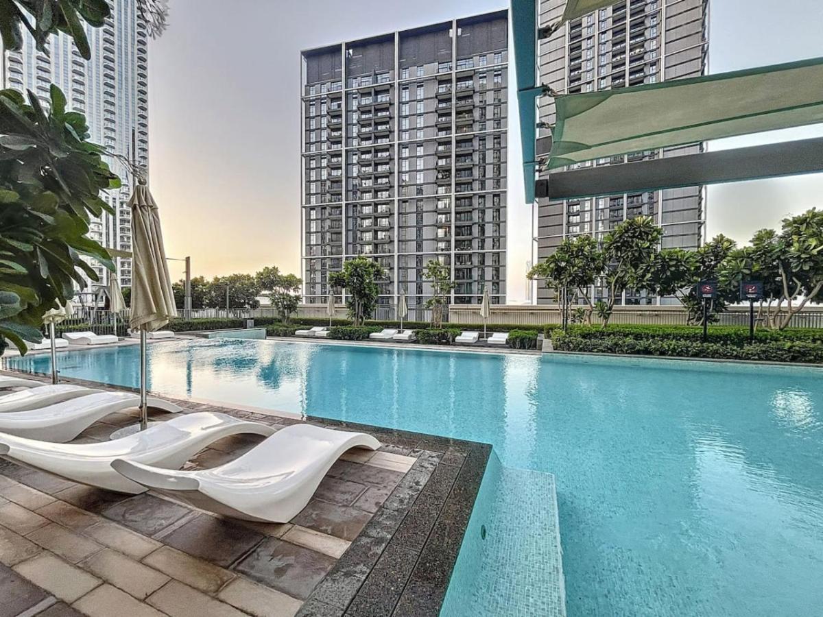 Creek Rise Tower 1 - One Bedroom With Creek View Apartment *