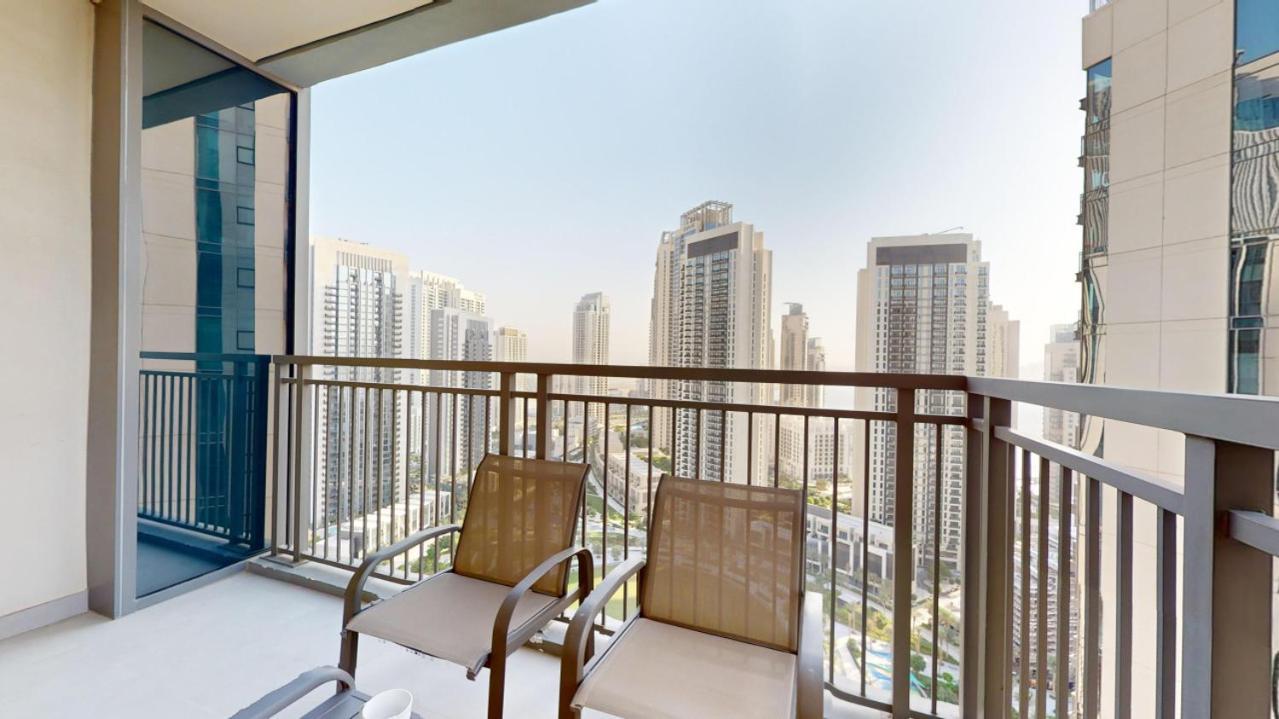 Creek Rise Tower 1 - One Bedroom With Creek View Apartment Dubai