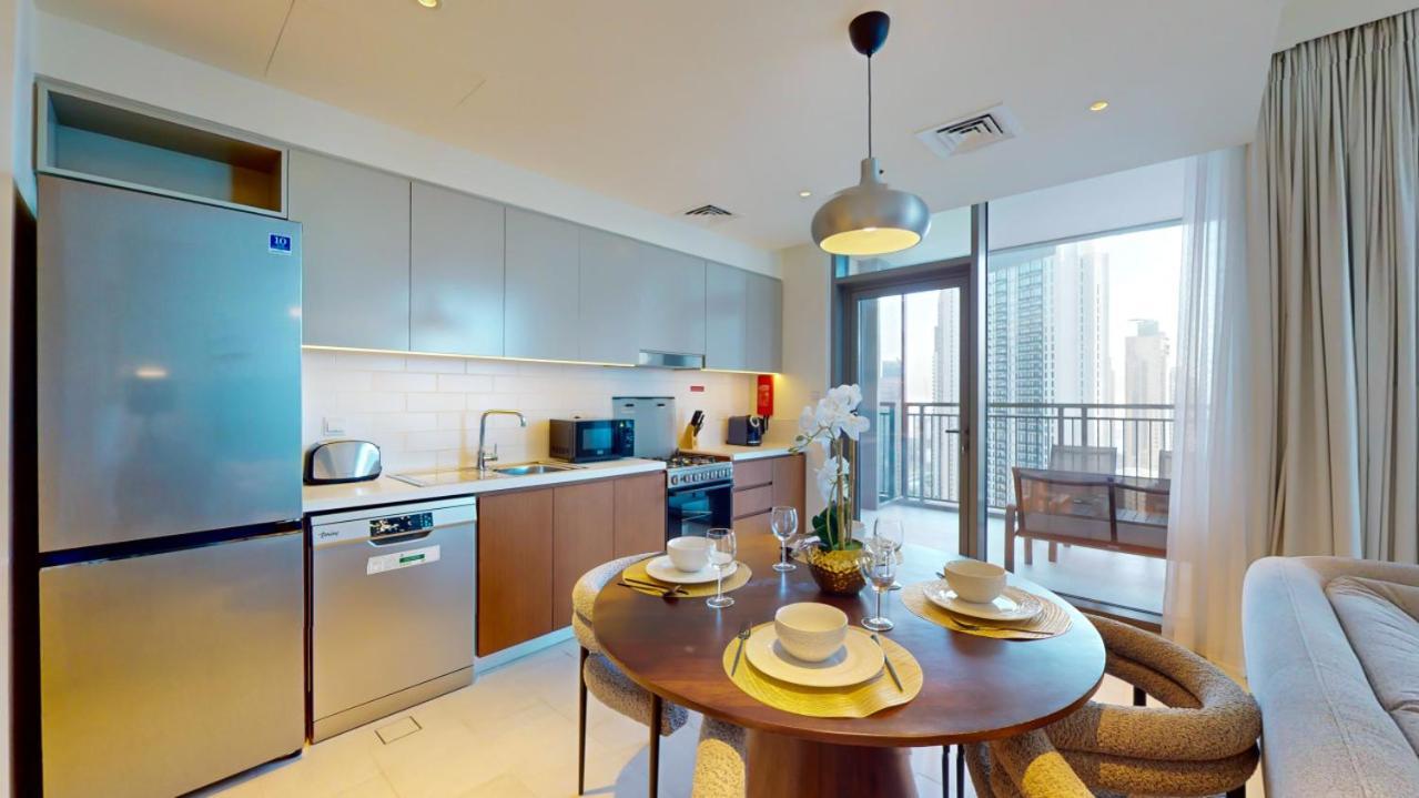 Creek Rise Tower 1 - One Bedroom With Creek View Apartment *