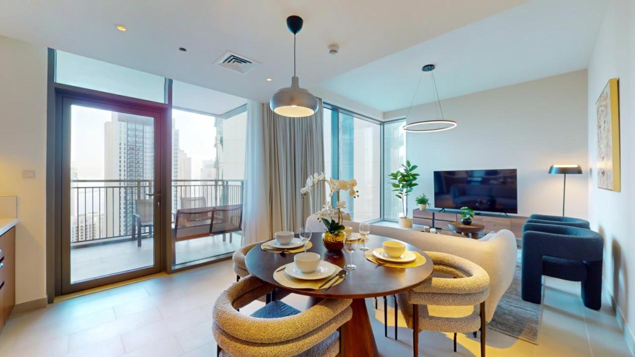 Creek Rise Tower 1 - One Bedroom With Creek View Apartment *