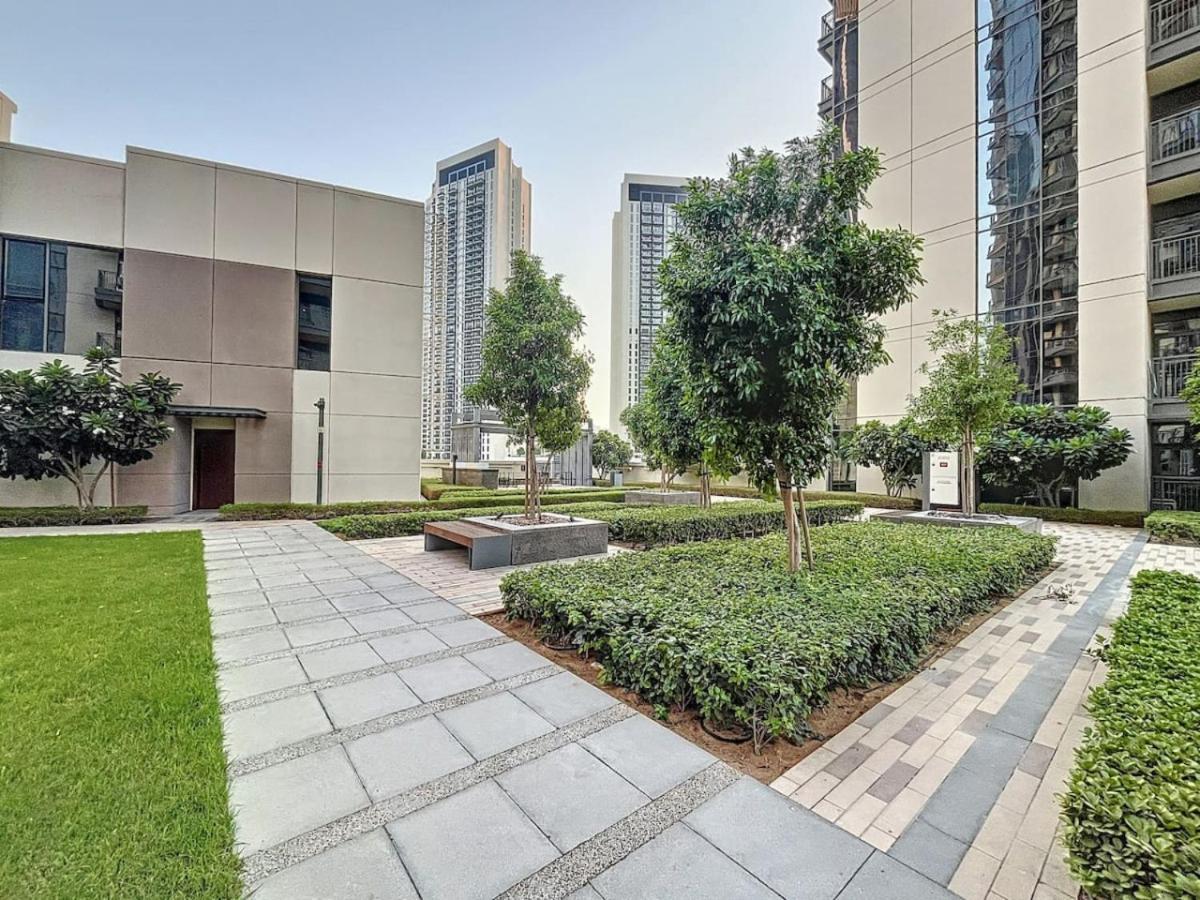 Creek Rise Tower 1 - One Bedroom With Creek View Apartment Dubai
