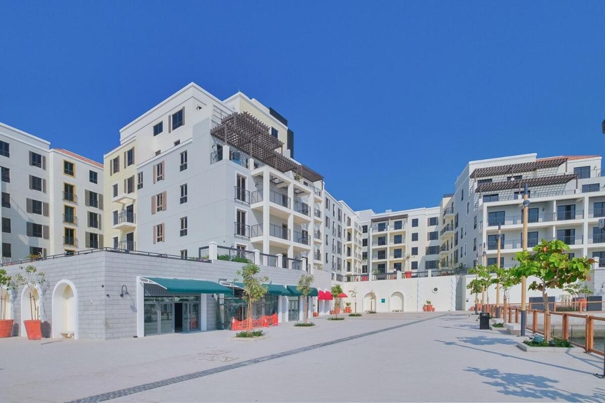 Apartment Gorgeous 1-bedroom With Access In Port De La Dubai