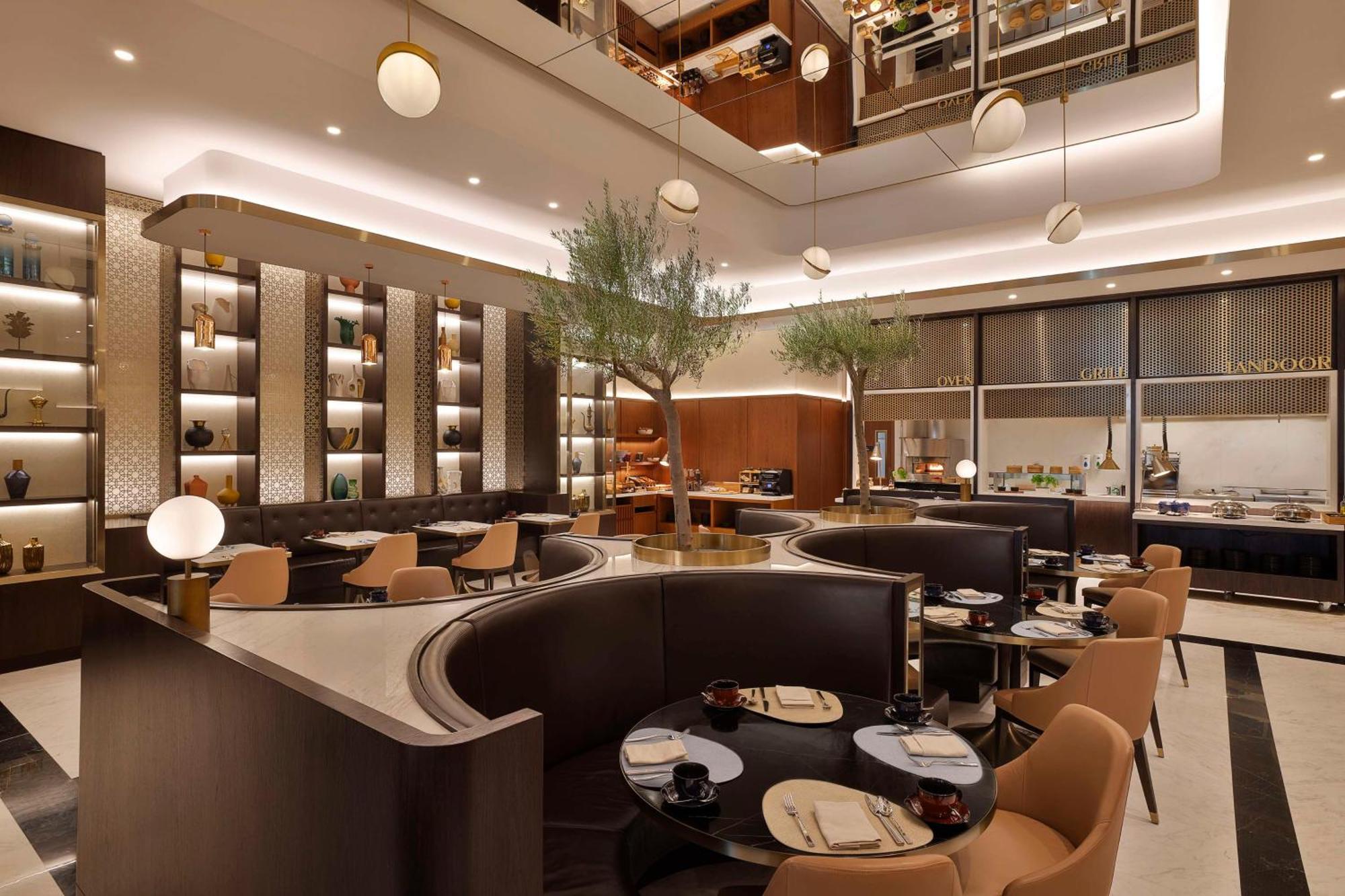 Embassy By Hilton Business Bay 5* Dubai