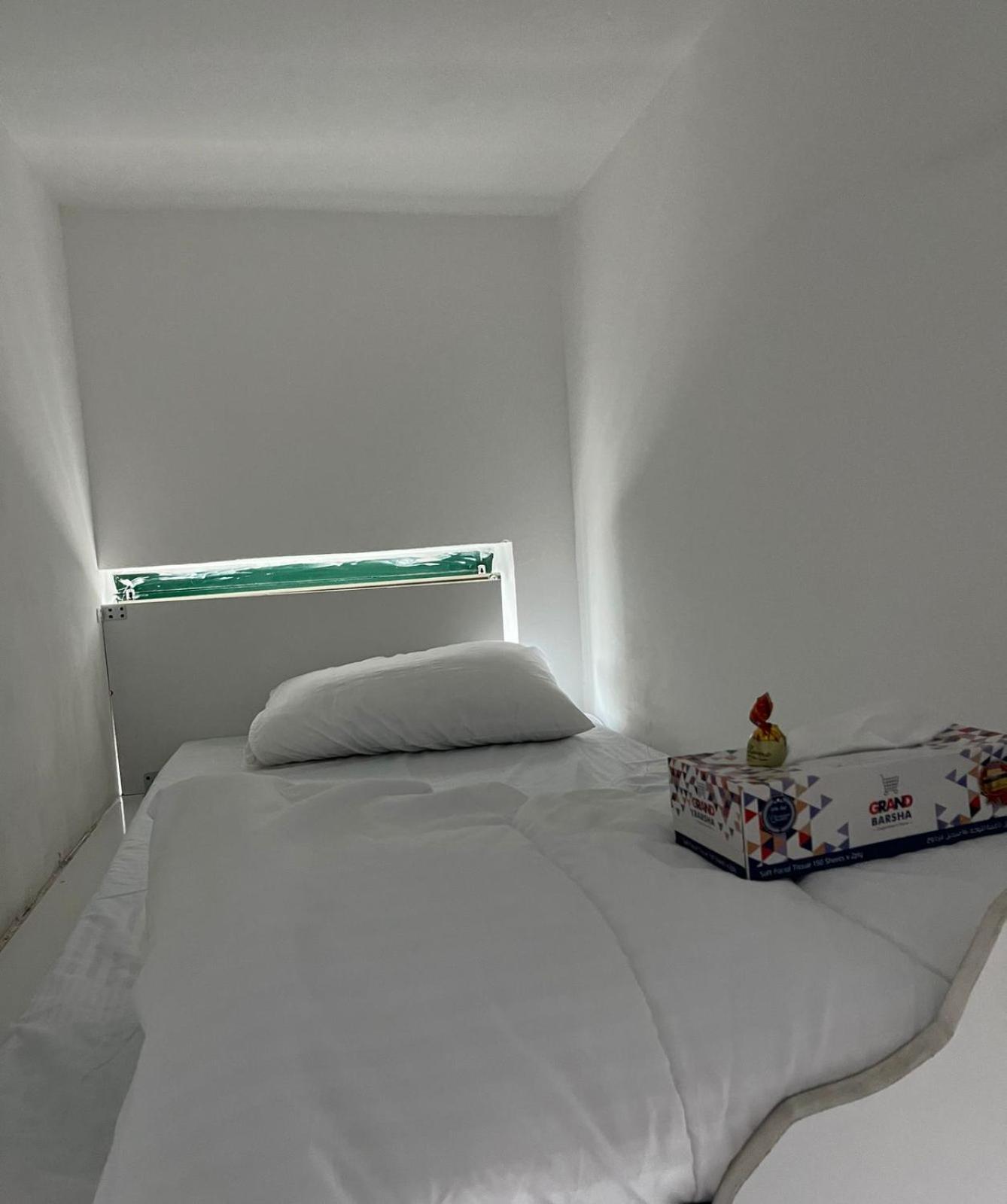 Han/Misafirhane Luxnest Internet Private Bed Space Men Only *
