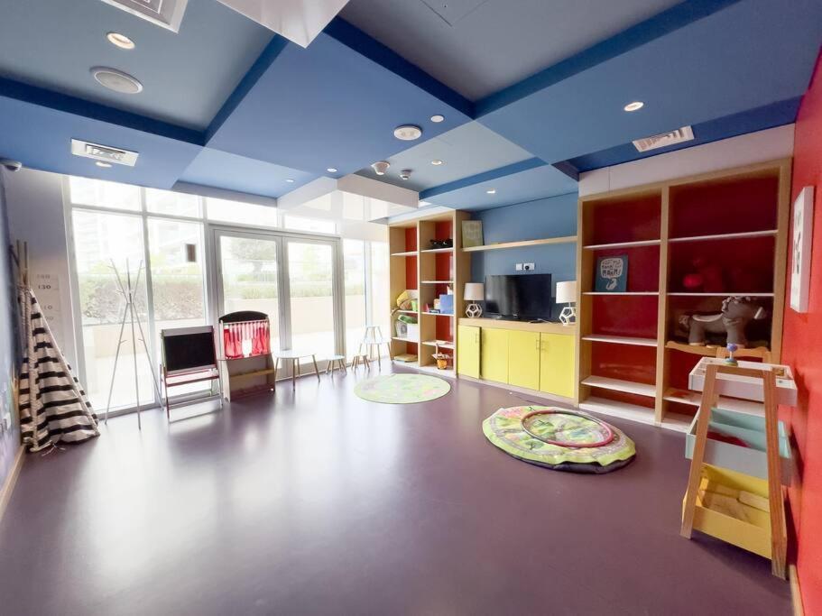Chic Prime Location - Ezytrac Apartment *