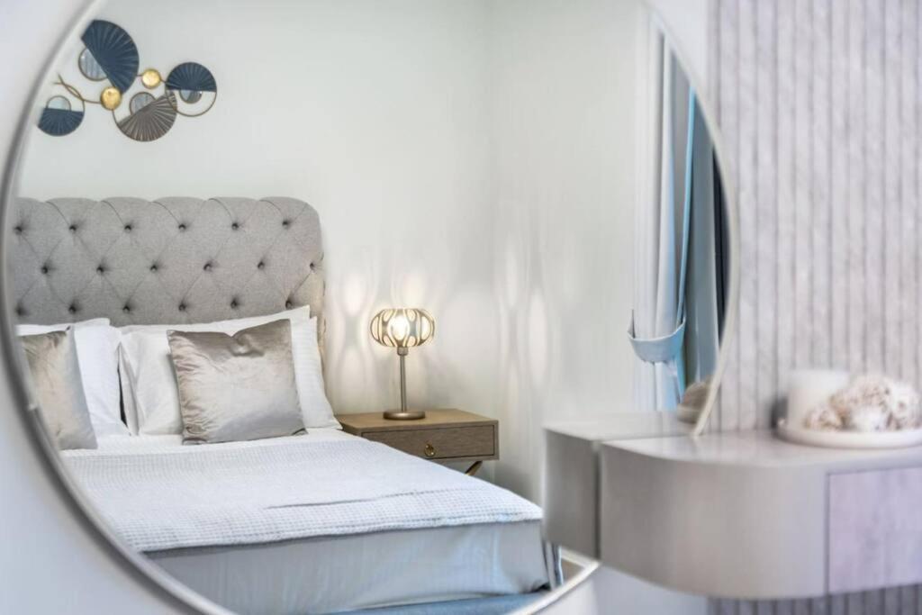 First Class 2br In The Heart Of Downtown Apartment Dubai