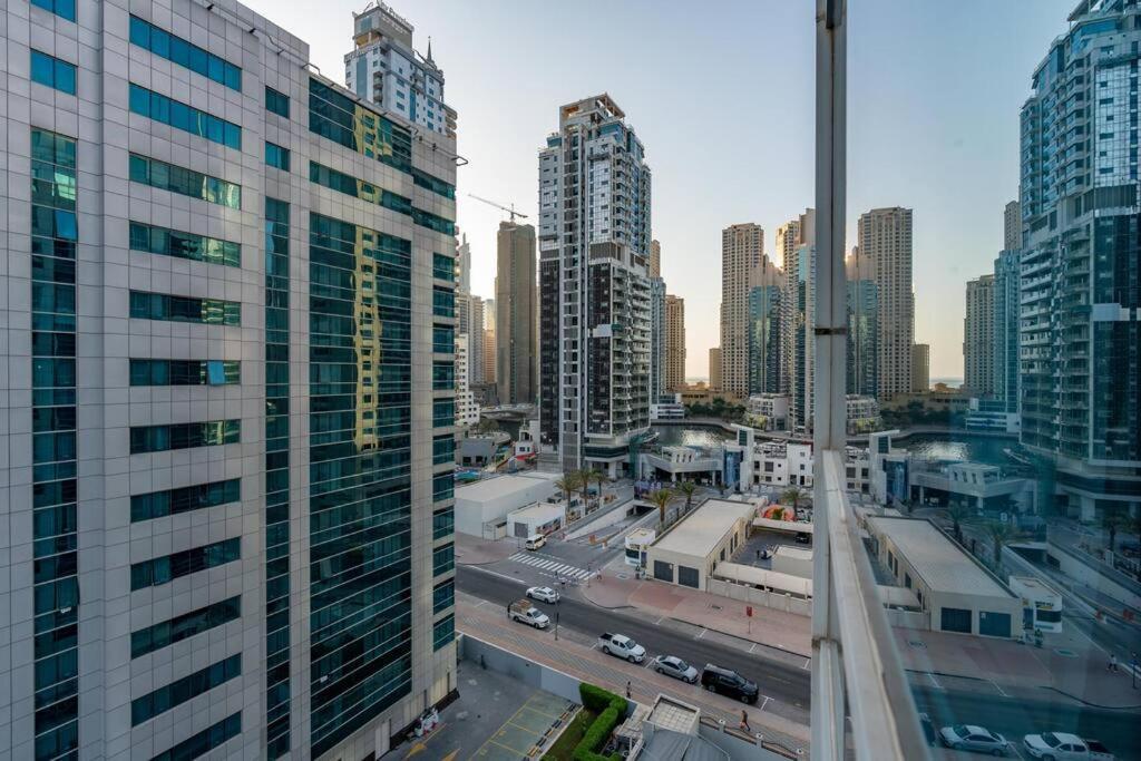 Apartment White Sage Stunning New In Marina *