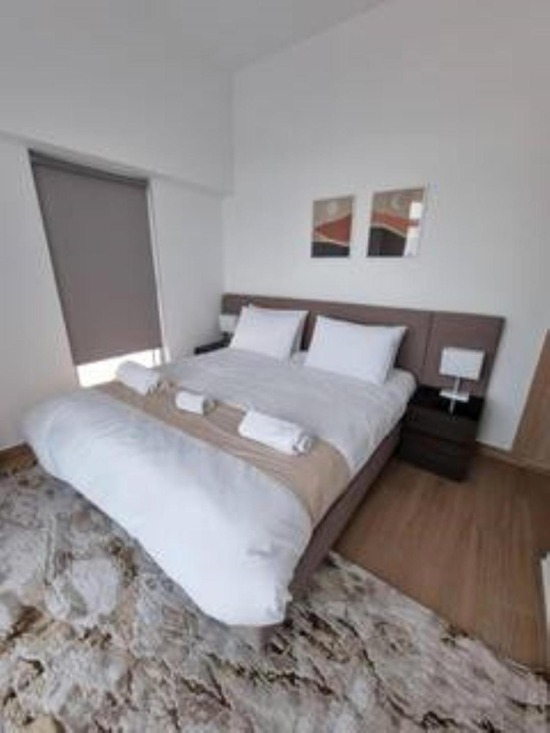 151 Jumeirah Gardens Apartamento