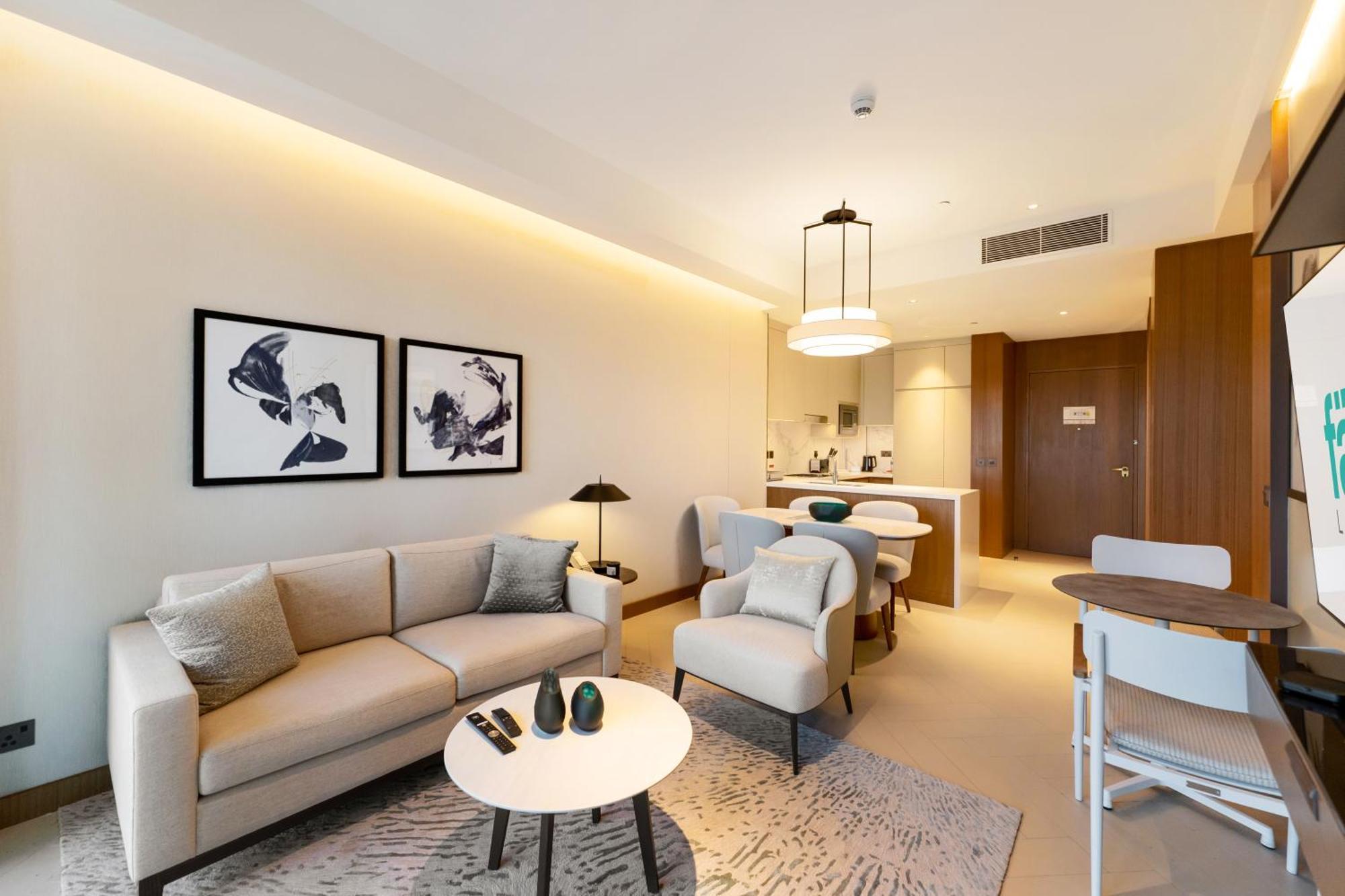 Daire Fam Living - Address Residences Opera - Luxurious 2bed Dubai