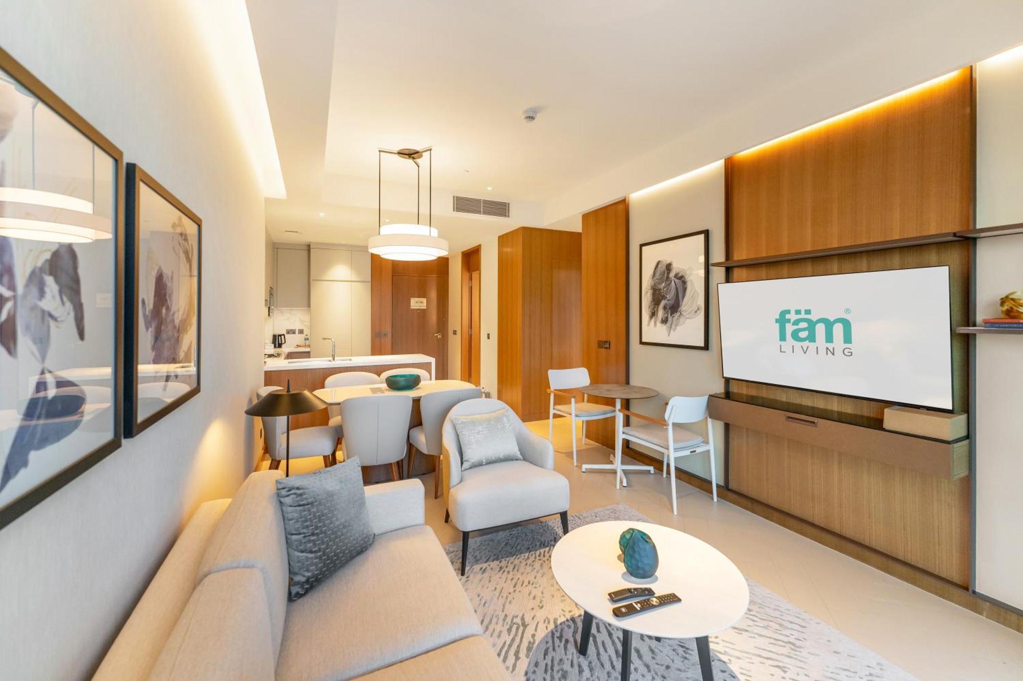 Fam Living - Address Residences Opera - Luxurious 2bed Daire Dubai