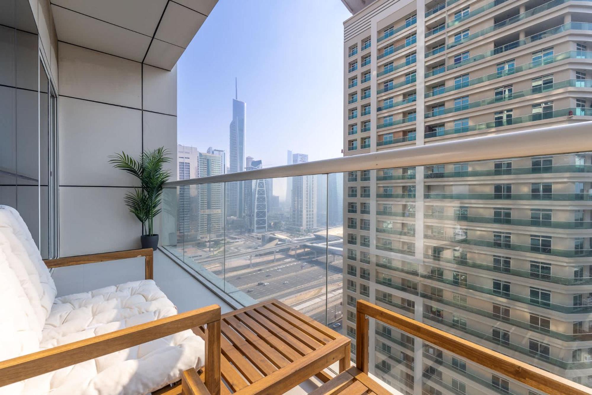 Majestic 1 Bedroom Flat Perfect For 4 In Marina Daire