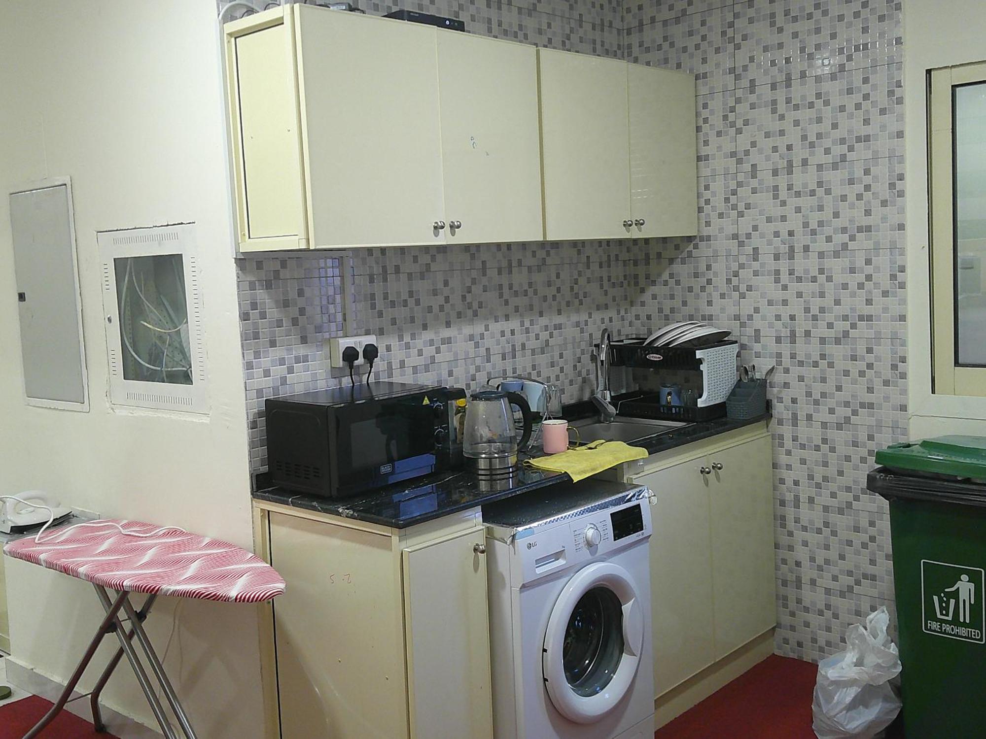 Inn Ruby Star Budget With Shared Washroom Access 303