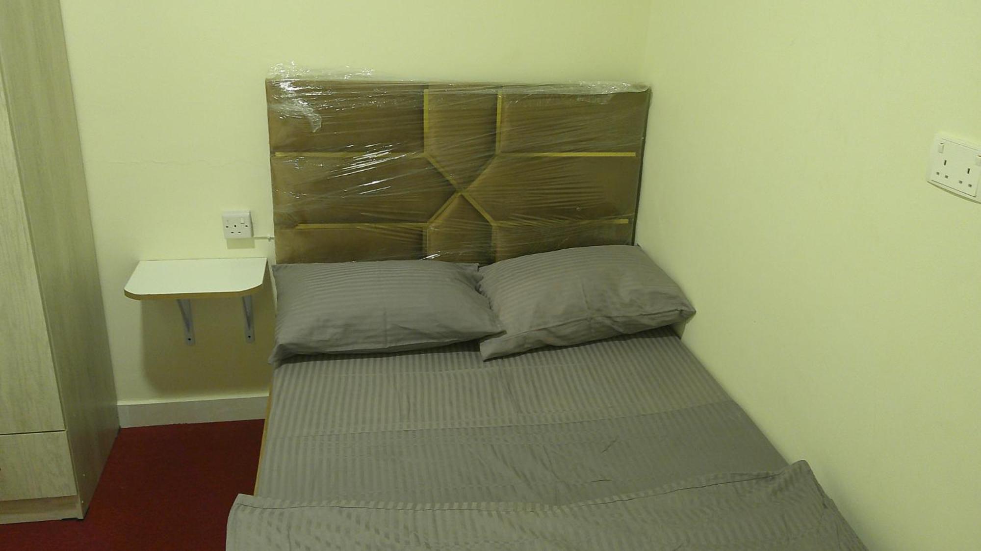 Ruby Star Budget With Shared Washroom Access 303 Dubai