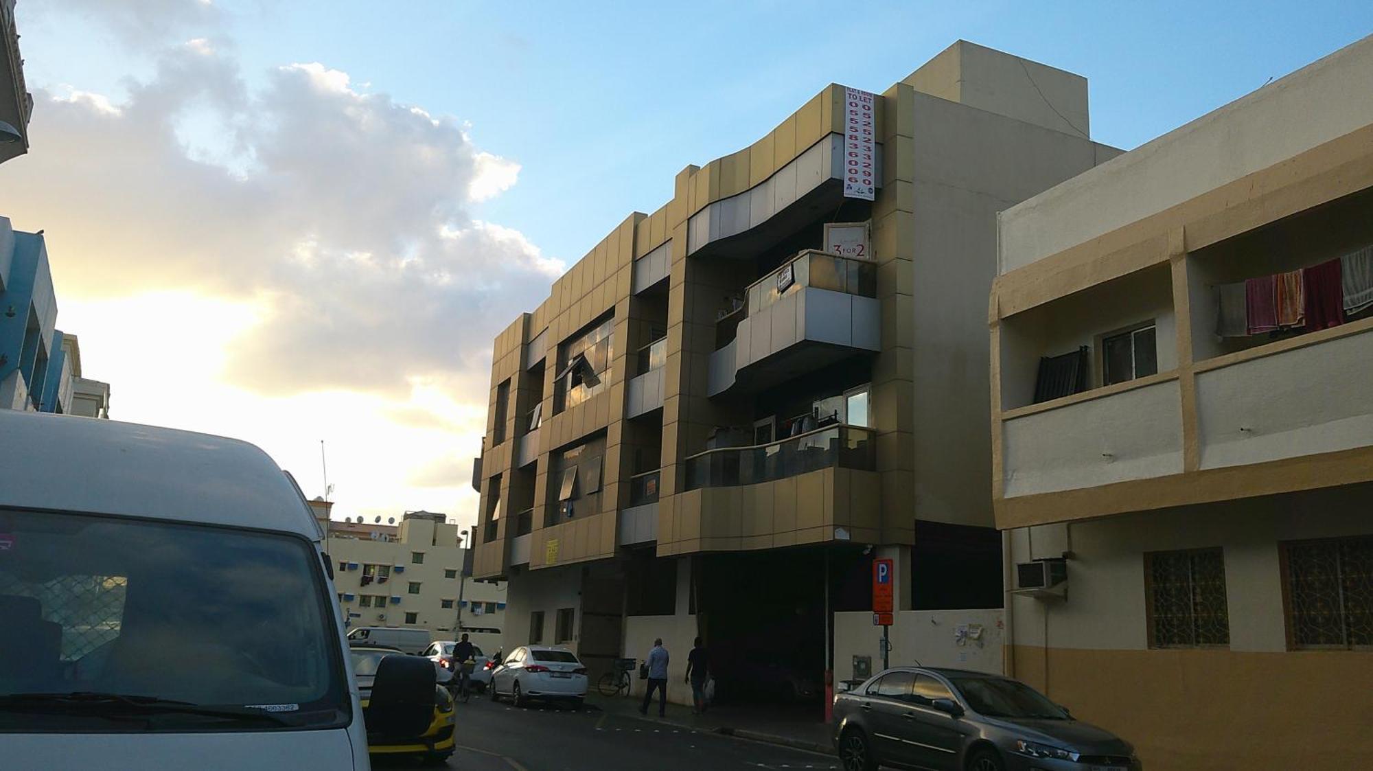 Ruby Star Budget With Shared Washroom Access 303 * Dubai