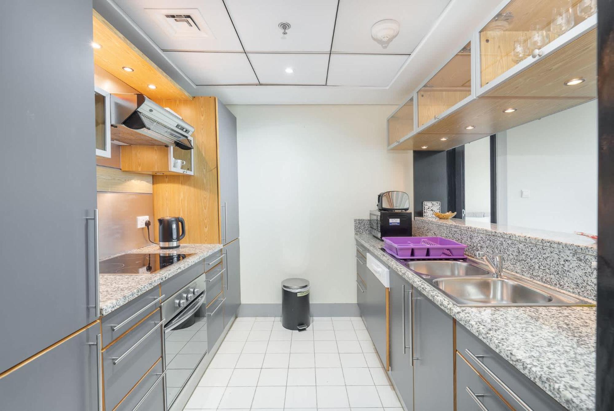 Apartment Luxury In Marina's 1 Bed That Sleeps 2 Dubai