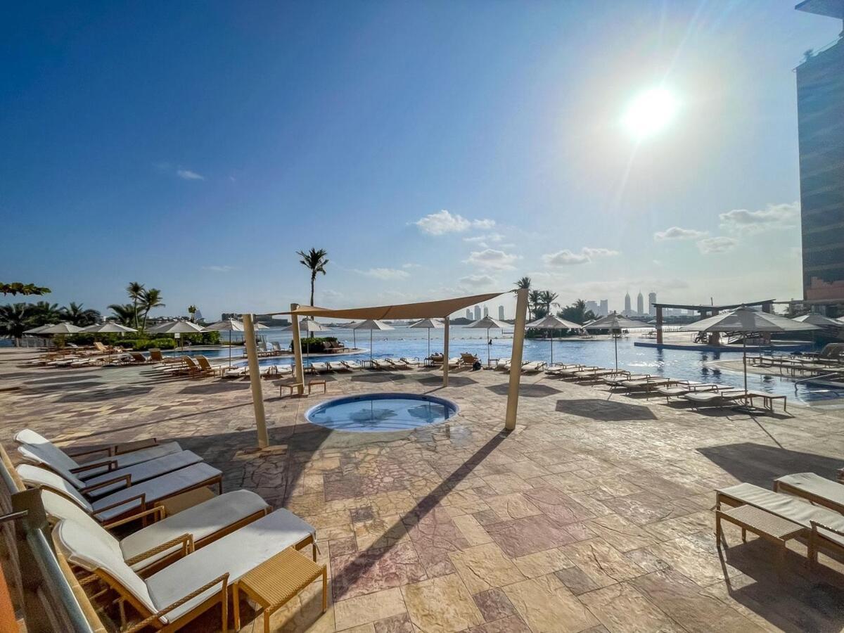 Serene 3-bedroom With Waterfront Marina Views In Palm Jumeirah * Dubai