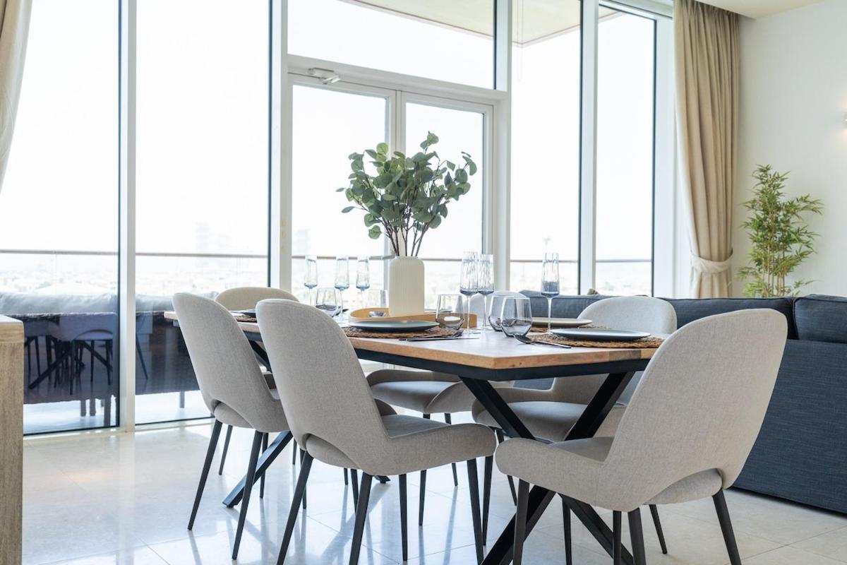 Serene 3-bedroom With Waterfront Marina Views In Palm Jumeirah Apartment *