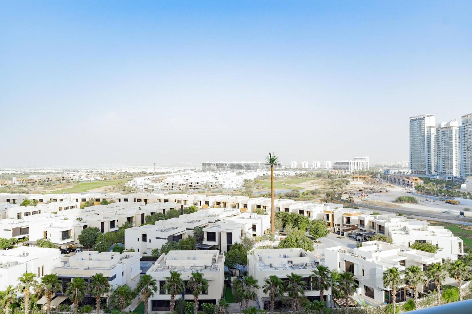 Elegant In Damac Hills - Exclusive Living With Premium Amenities, Managed By Think Realty Apartment *