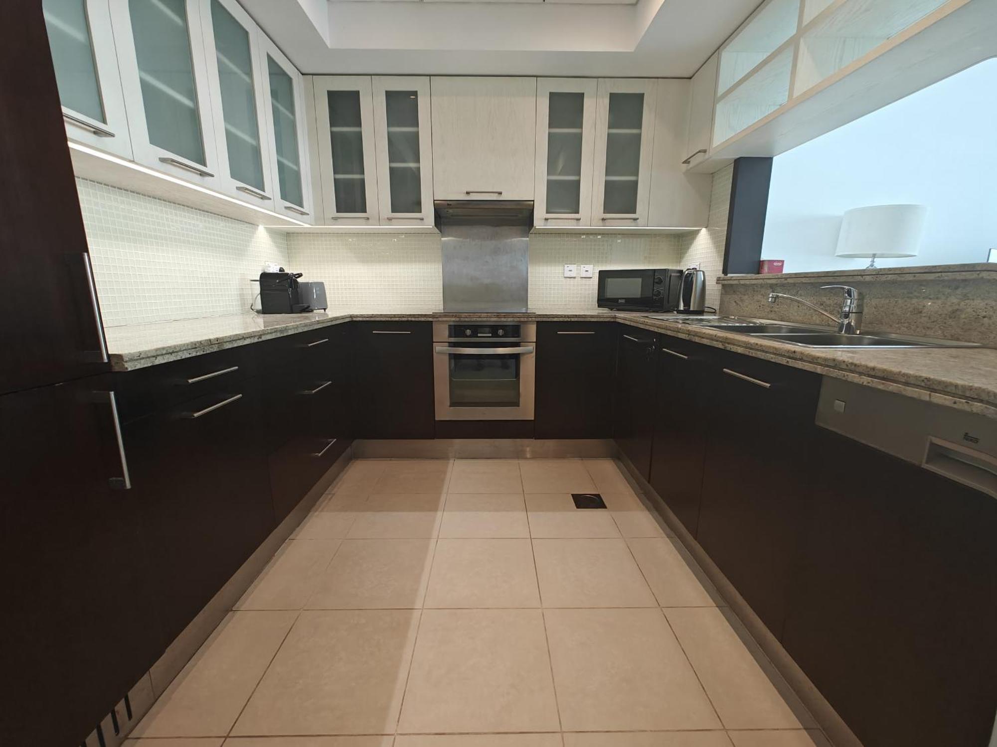 Sophisticated 1br With Burj Khalifa Views Apartment *